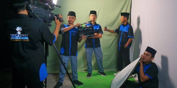 Uji Kompetensi Kejuruan 2024/2025